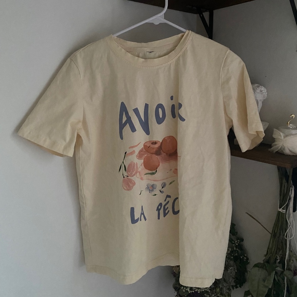 graphic t